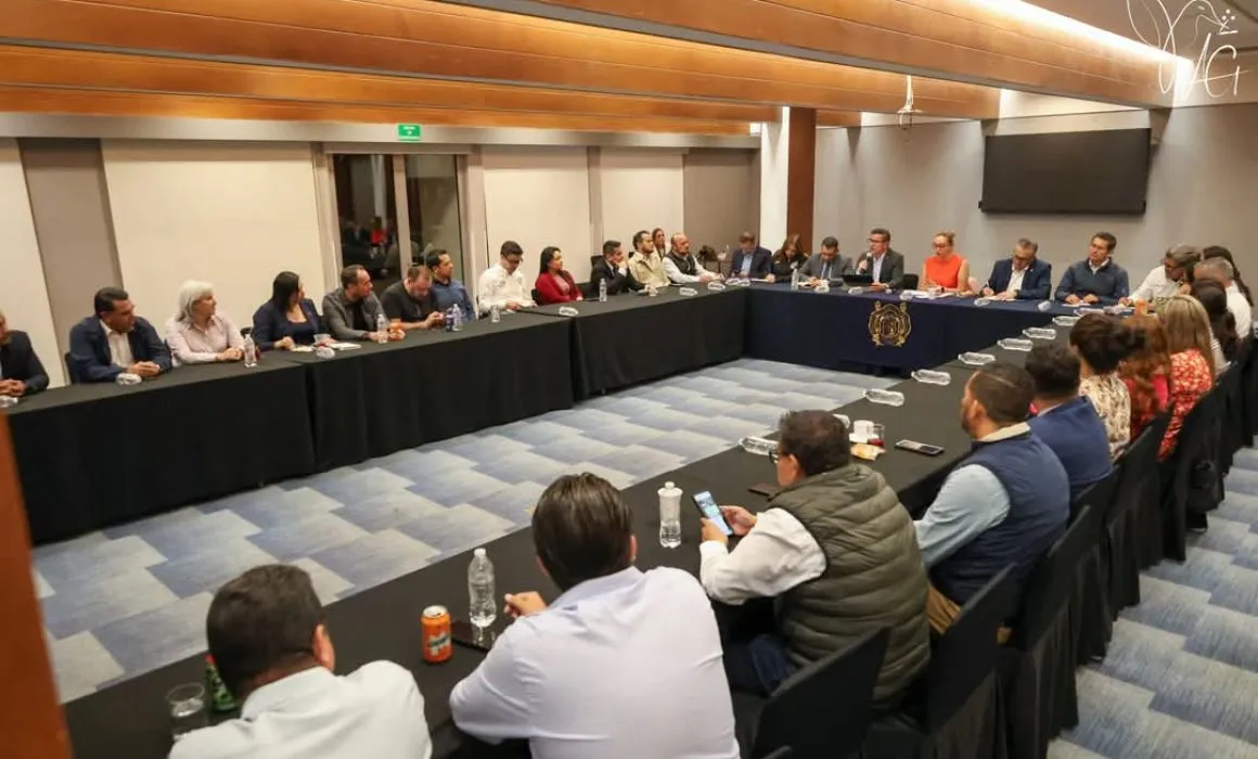 Jamás ahogaremos a la UMSNH por complacer a nadie: Yarabí Ávila ante huelga del SUEUM